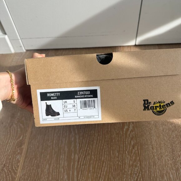 Dr. Martens Rometty Wyoming Leather Platform Chelsea Boots - Picture 14 of 14